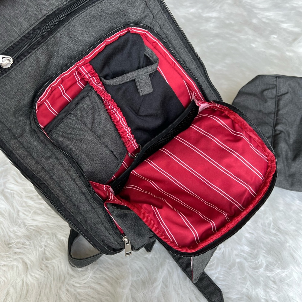 Jujube Be Right Back Diaper bag in Chrome - No Longer Sold - Picture 8 of 14